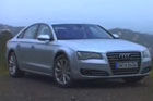 视频：奔驰S劲敌 试驾2010款奥迪A8 4.2 V8