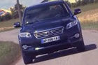 视频：CRV劲敌 2010款丰田RAV4海外试驾