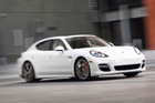 视频：外媒首测2011款保时捷panamera Turbo 