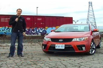 视频：媒体测试海外版起亚速迈