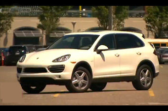 视频：2011款保时捷卡宴S混动试驾