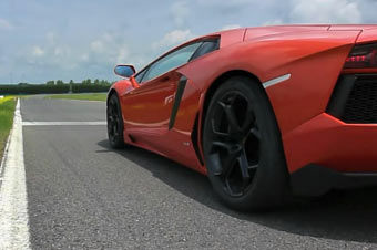 视频：兰博基尼Aventador赛道驾驶体验