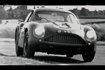 视频：阿斯顿马丁V12 Zagato 从概念到重生