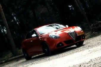 视频：后浪推前浪 阿尔法罗密欧Giulietta QV VS 147 GTA