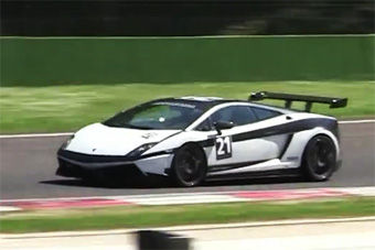 视频：暴躁疯牛 兰博基尼LP570-4 Superleggera赛道狂吼