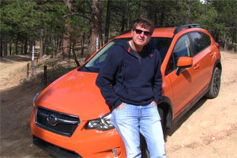 视频：跨界新星 试驾斯巴鲁XV CrossTrek（中文字幕）