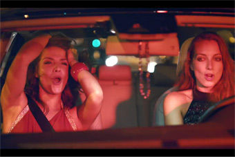 视频：people are people七代高尔夫广告