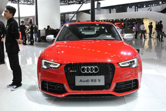 视频：奥迪RS5广州车展高清实拍