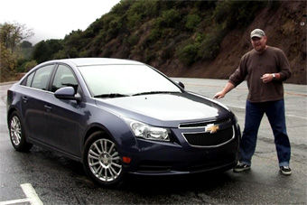 视频：外媒试驾2013款雪佛兰科鲁兹（中文字幕）