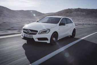 视频：钢炮来袭 全新奔驰A45 AMG亮相