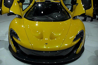 视频：网友对比迈凯轮P1法拉利LaFerrari