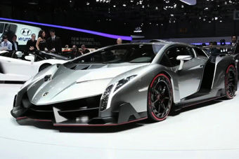 视频：2013日内瓦车展实拍 兰博基尼Veneno 