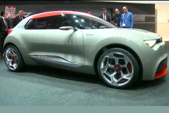 视频：2013日内瓦车展实拍 起亚Pro Ceed GT