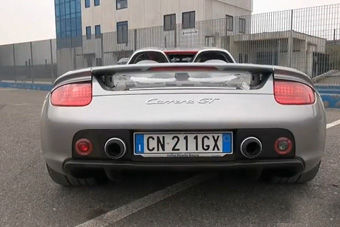 视频：振聋发聩！听保时捷卡雷拉GT咆哮声浪