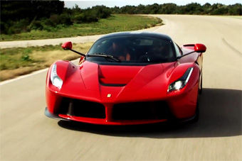 视频：法拉利LaFerrari大片精彩拍摄花絮