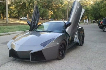 视频：屌丝变高富帅 三菱变身兰博基尼