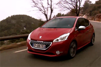 视频：不安分小子 标致208 GTi动态实拍