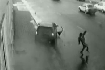 视频：与死神超近距离接触！惊险逃生帝合集