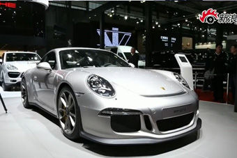 视频：上海车展豪车超跑保时捷911GT3实拍