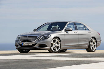 视频：奔驰全新一代S级官方视频