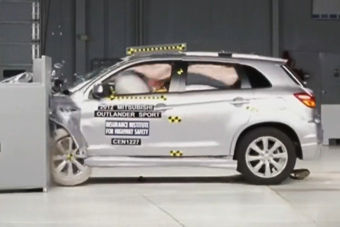 视频：国外多款中型SUV碰撞测试
