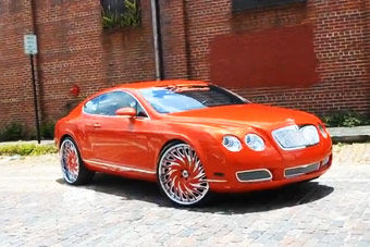 视频：造型山寨！红色宾利GT Coupe换风火轮脚