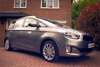 视频：新增七座车型 起亚全新佳乐