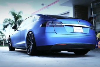 视频：特斯拉Model S 上脚22寸Vossen轮毂