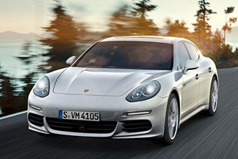 视频：保时捷Panamera Turbo加长版实拍