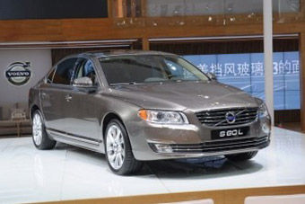 视频：2013成都车展-沃尔沃S80L高清实拍