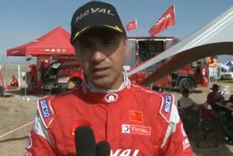 视频：索萨再夺赛段冠军 哈弗车队营地过中秋