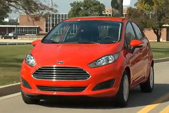 视频：1.0L EcoBoost 2014款福特嘉年华高清详解