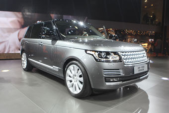 视频：2013广州车展热点新车之路虎揽胜加长版