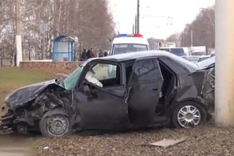 视频：惨不忍睹 欧洲车祸实拍大集合