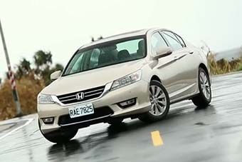 视频：开过都说赞 试驾本田新雅阁