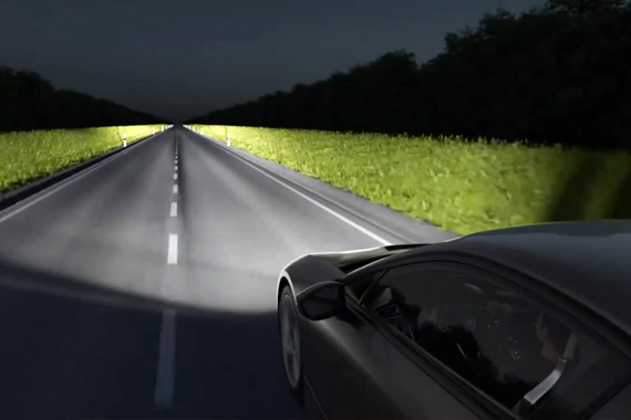 视频：2014款宝马i8激光大灯设计解析