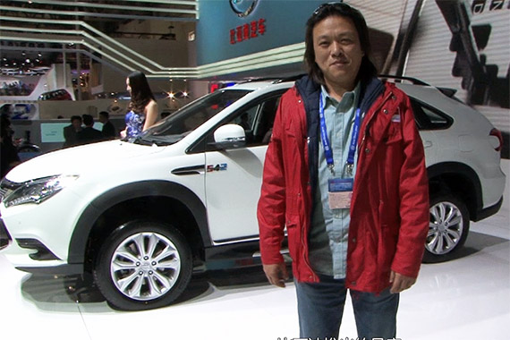 视频：大牌侃车之嘉伟带你看北京车展--SUV篇
