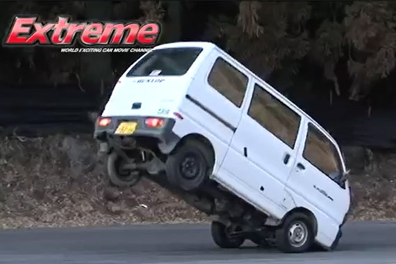 视频：必看 日本极其另类的漂移秀