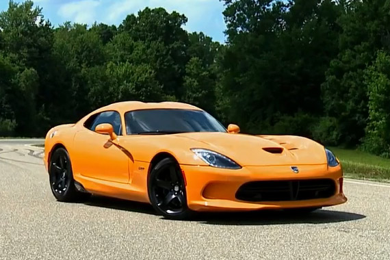 视频：猛蛇出洞 2015款道奇蝰蛇SRT试驾