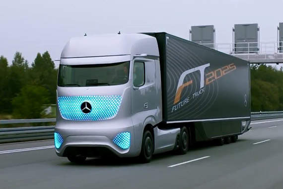 视频：奔驰拟2025年推出自动驾驶卡车