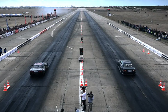 视频：俄罗斯直线加速赛 克尔维特C5最快