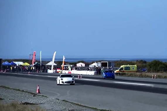 视频：鹿死谁手 各品牌当家超跑竞速大对决