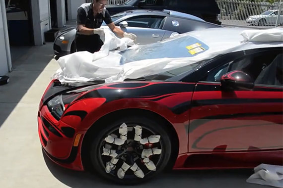 视频：揭秘300万美元布加迪如何运送