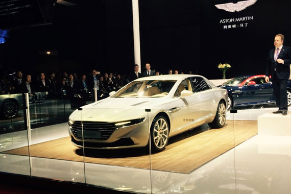 视频：2015上海车展豪车超跑拉共达Taraf