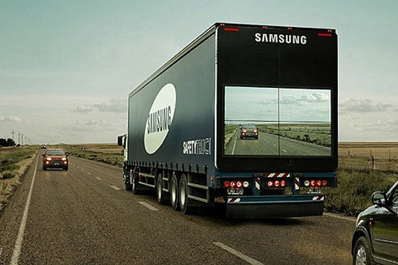 视频：三星推出安全货车 可向后车显示路况