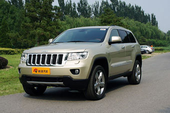 视频：2011款JEEP大切诺基高清视频详解
