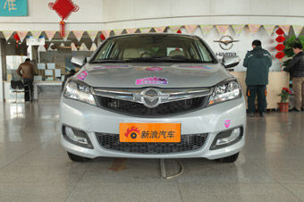 视频：空间不紧凑 海马M3高清详解