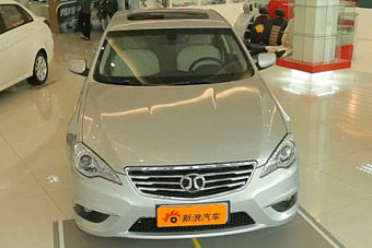 视频：融合萨博基因 北汽绅宝高清详解