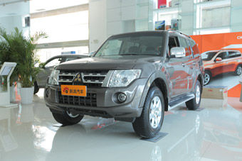 视频：纯正越野利器 2014款进口帕杰罗高清详解