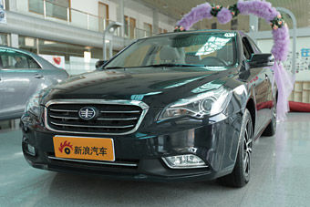 视频：新增1.8L车型 2013款奔腾B50高清详解